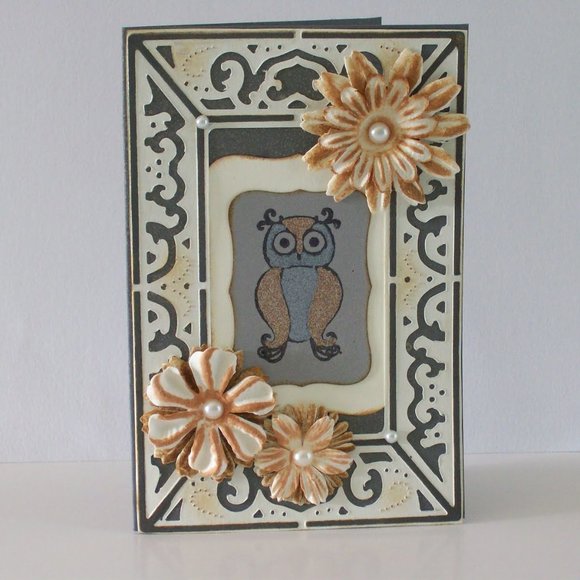 Cuttlebug A2 Embossing Plus LACE DOOR - Picture 4 of 8